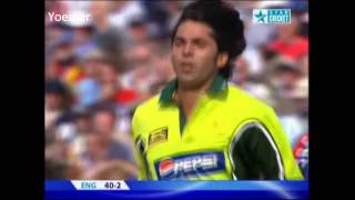 Mohammad Asif bowls Kevin Pietersen first ball [upl. by Vudimir]