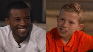 Gini Wijnaldum sings Three Little Birds  Kop Kids Interview [upl. by Mcnalley]