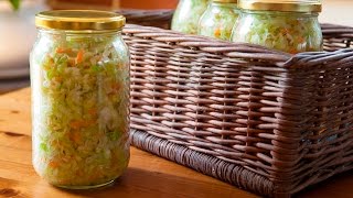 Cómo hacer chucrut casero Sauerkraut [upl. by Ahserkal]