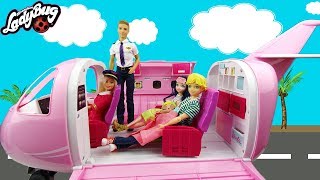 Miraculous doll Family LOL Surprise Airplane Travel La Famille Miraculous poupées voyage en avion [upl. by Cornwell]